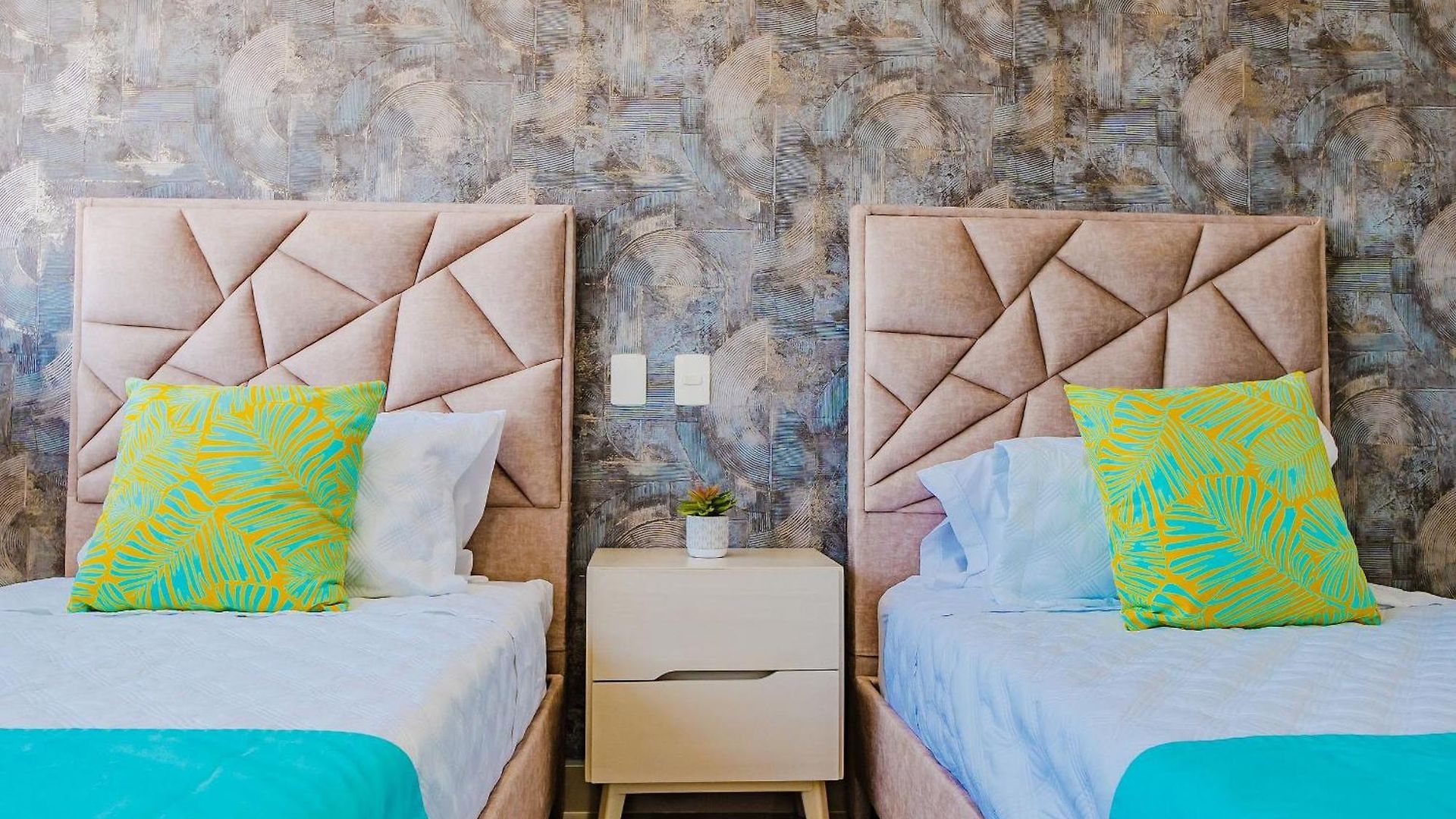 U-go Ocean Drive: Apto Moderno Con Balcón Y Mar *