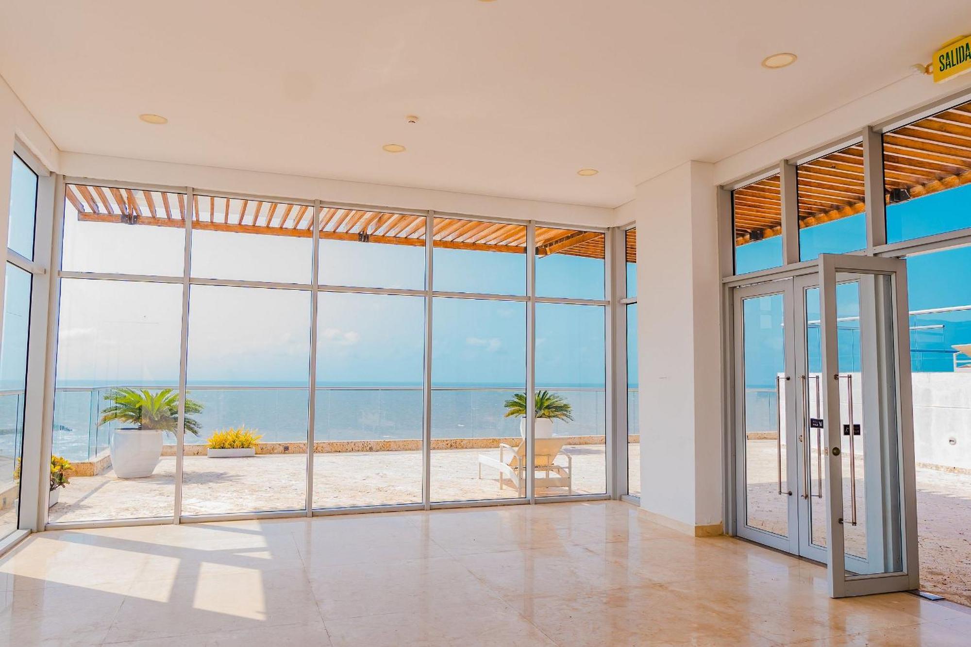 U-go Elegante Apto En Crespo Con Vista Al Oceano * Cartagena