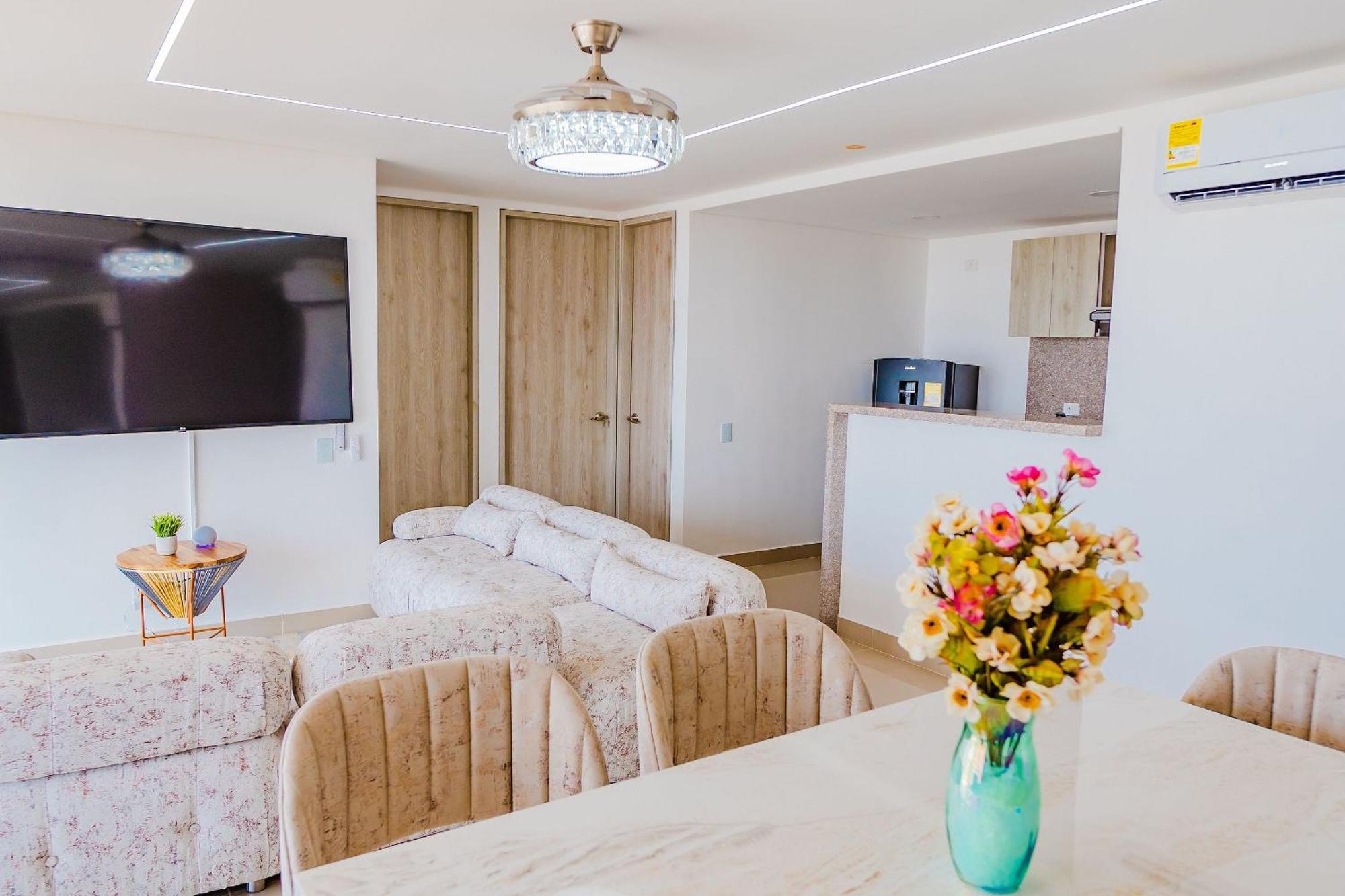 Apartamento U-go Elegante Apto En Crespo Con Vista Al Oceano