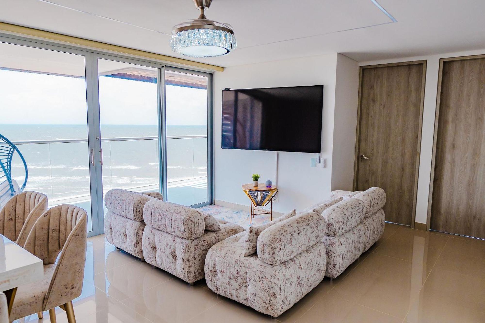 Apartamento U-go Elegante Apto En Crespo Con Vista Al Oceano